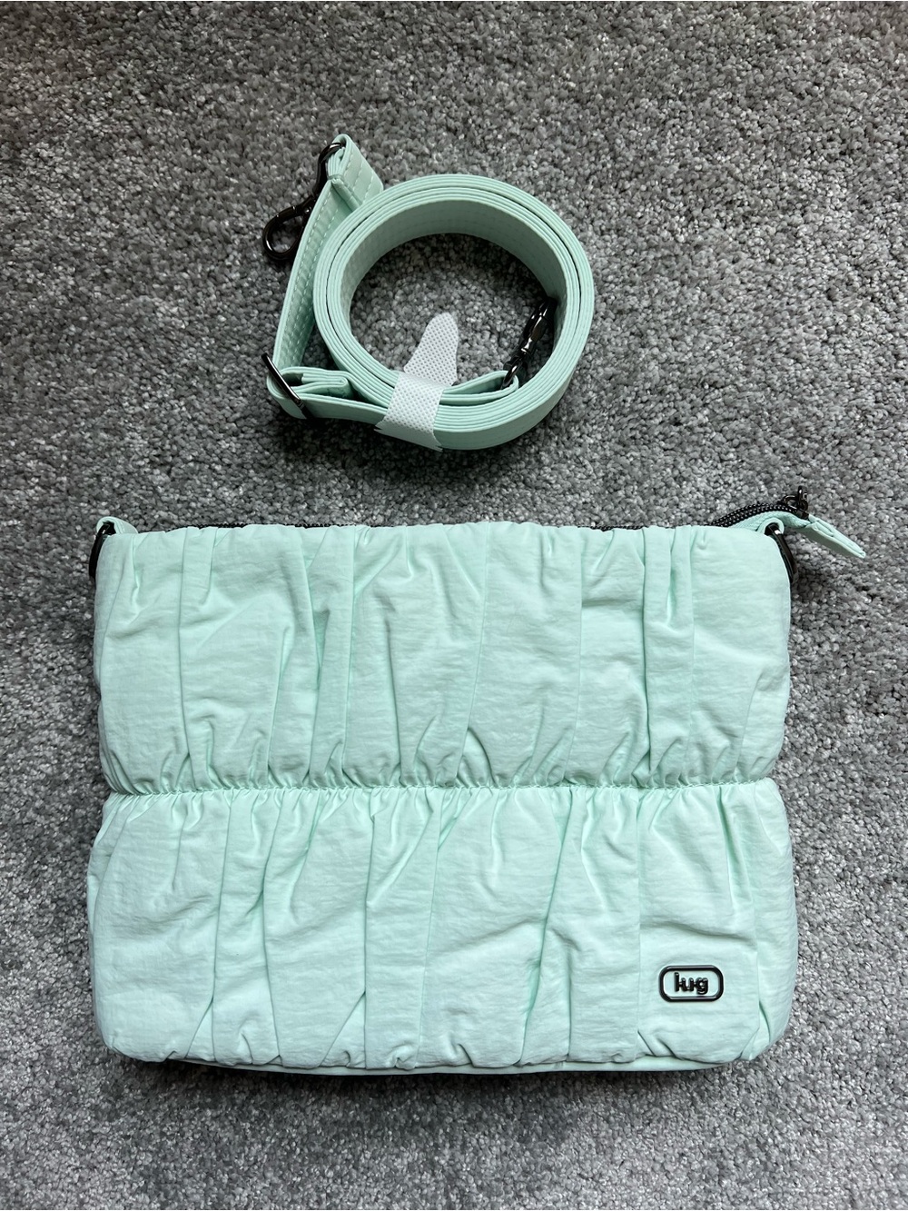 Lug Flounce cloud go mist green NWOT